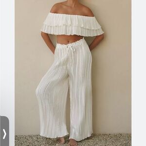 Anthropologie High-Waisted
Plissé Wide-Leg Pants